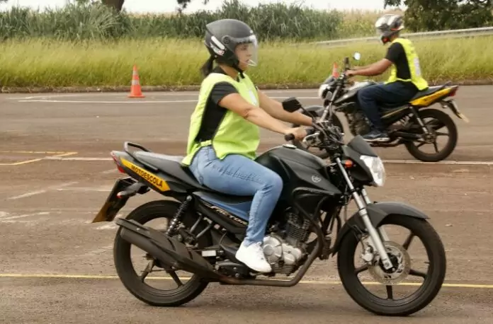 MS – Detran lança curso de pilotagem segura exclusivo para mulheres