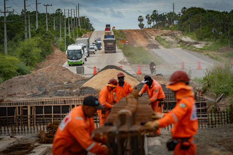 Ceará recebe mais de R$ 760 milhões para obras em rodovias federais