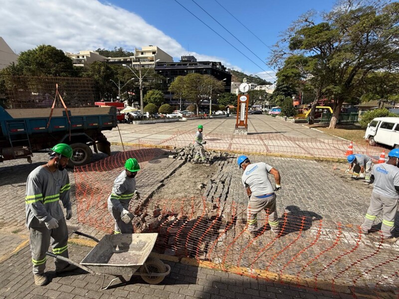 RJ – NOVA FRIBURGO – Prefeitura inicia implantação de 17 faixas elevadas de pedestres para reforçar a segurança no trânsito