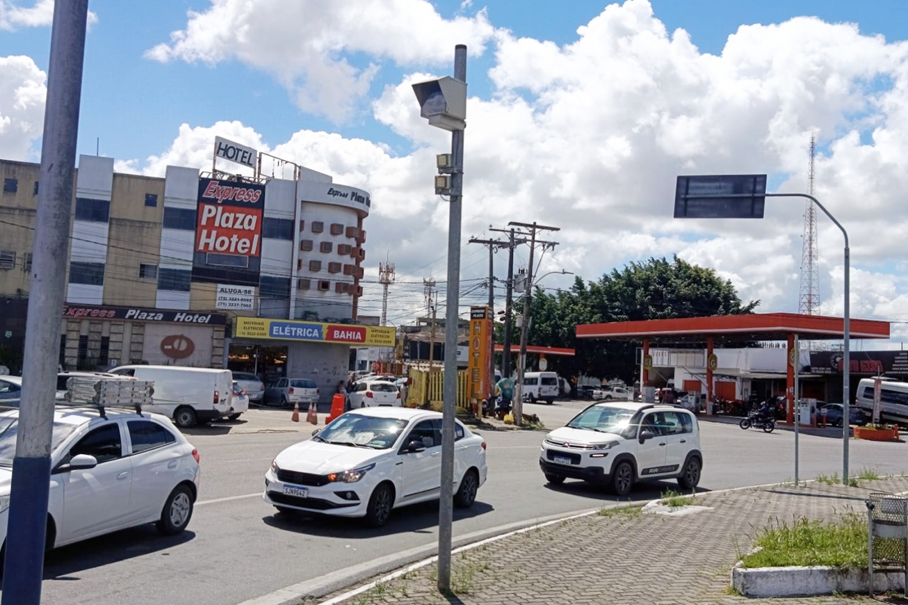 BA – Radares reduzem avanço de sinal e reforçam segurança no trânsito de Feira de Santana