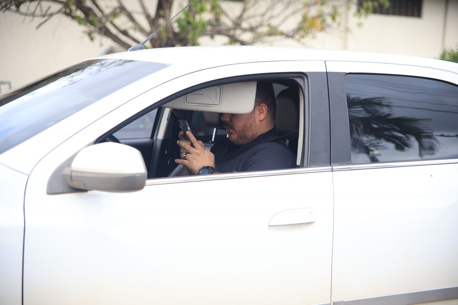 RO – Pequenos hábitos ao volante podem gerar multas e colocar vidas em risco