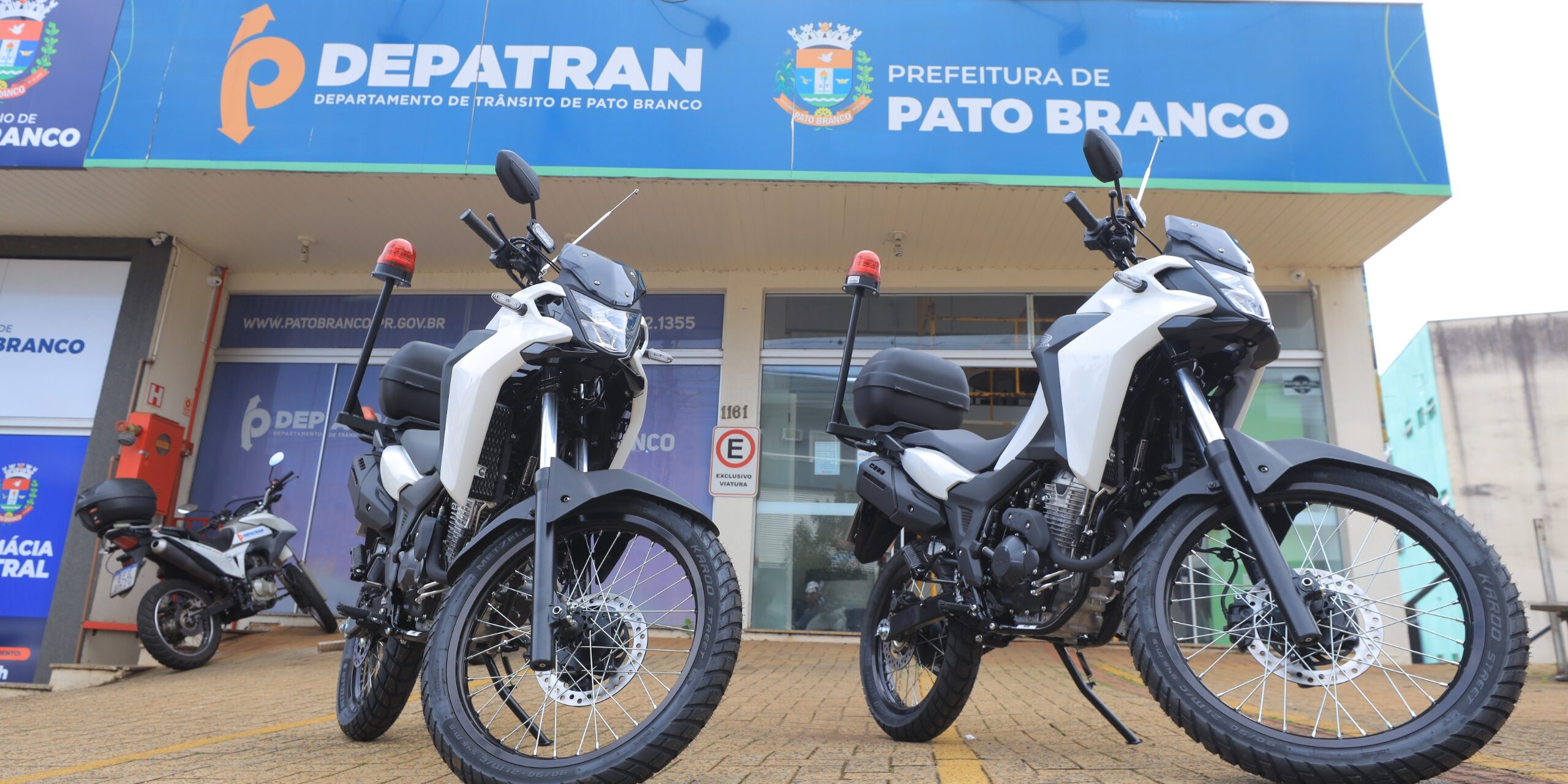 PR – Depatran recebe duas novas motocicletas para reforçar fiscalização e operação viária