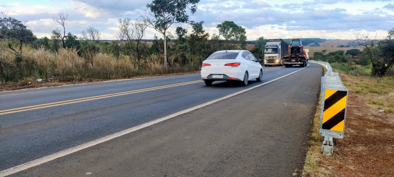MG – EPR Triângulo instala 244 terminais absorvedores de impacto em defensas metálicas para reforçar a segurança e salvar vidas