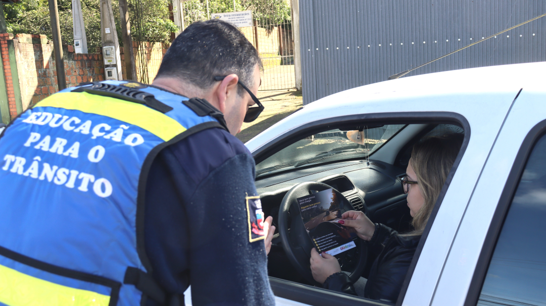 RS – Com foco na educação e na segurança viária, Prefeitura conscientiza motoristas em ação alusiva à Semana Nacional do Trânsito