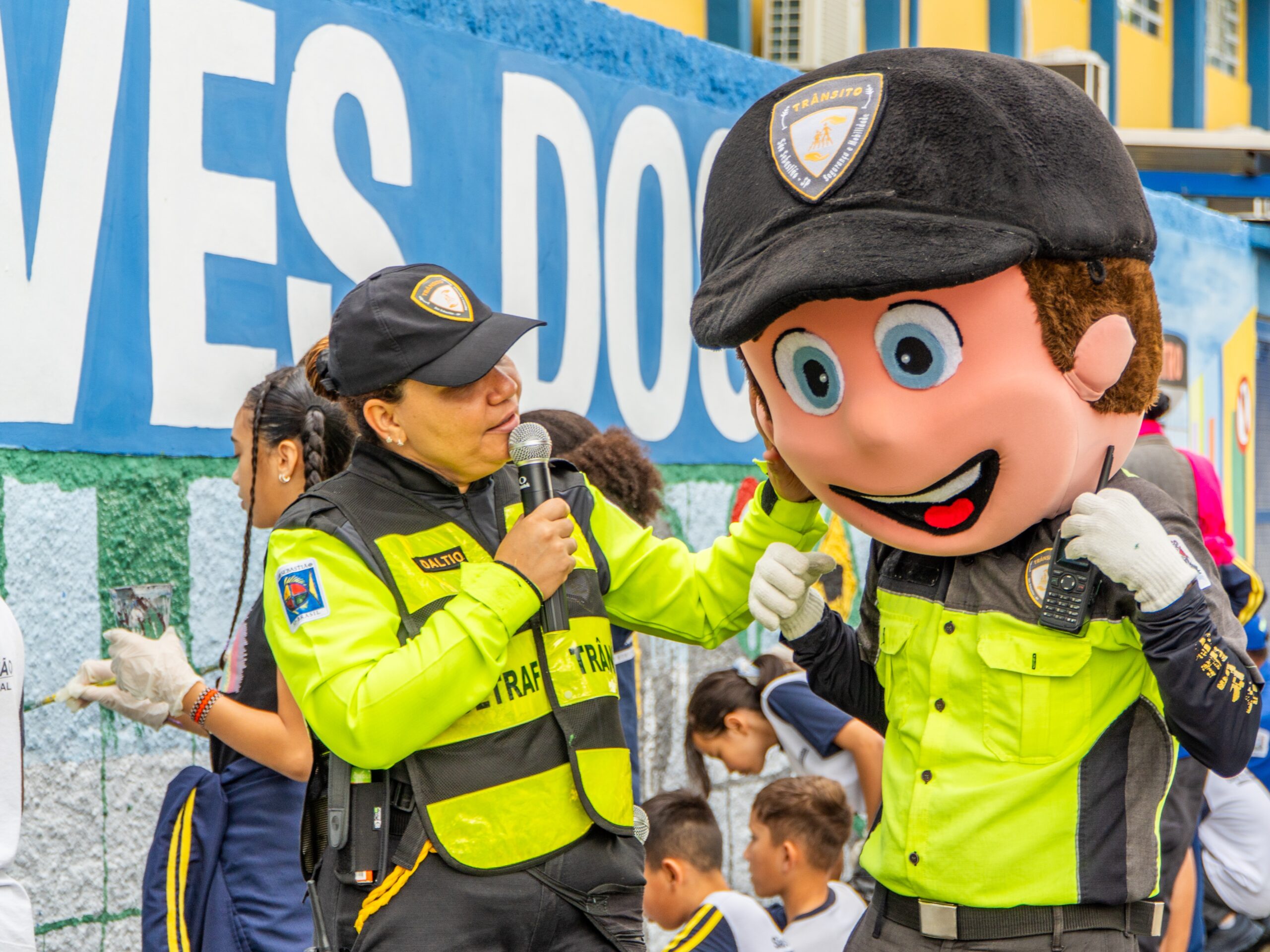SP – SÃO SEBASTIÃO – Projeto Aquarela no Trânsito encerra ações educativas com 120 crianças no Teatro Municipal